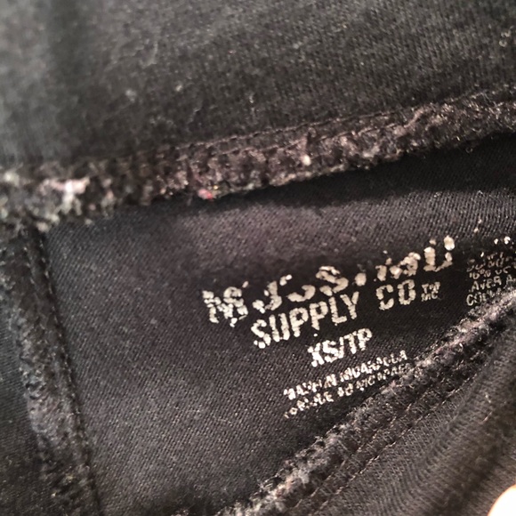 Leggings/athletic bundle - Picture 2 of 8